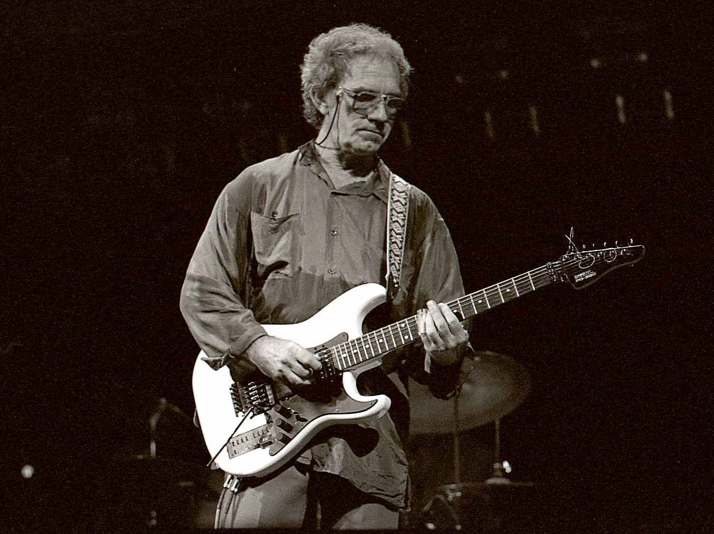 jj cale performing live (2006)